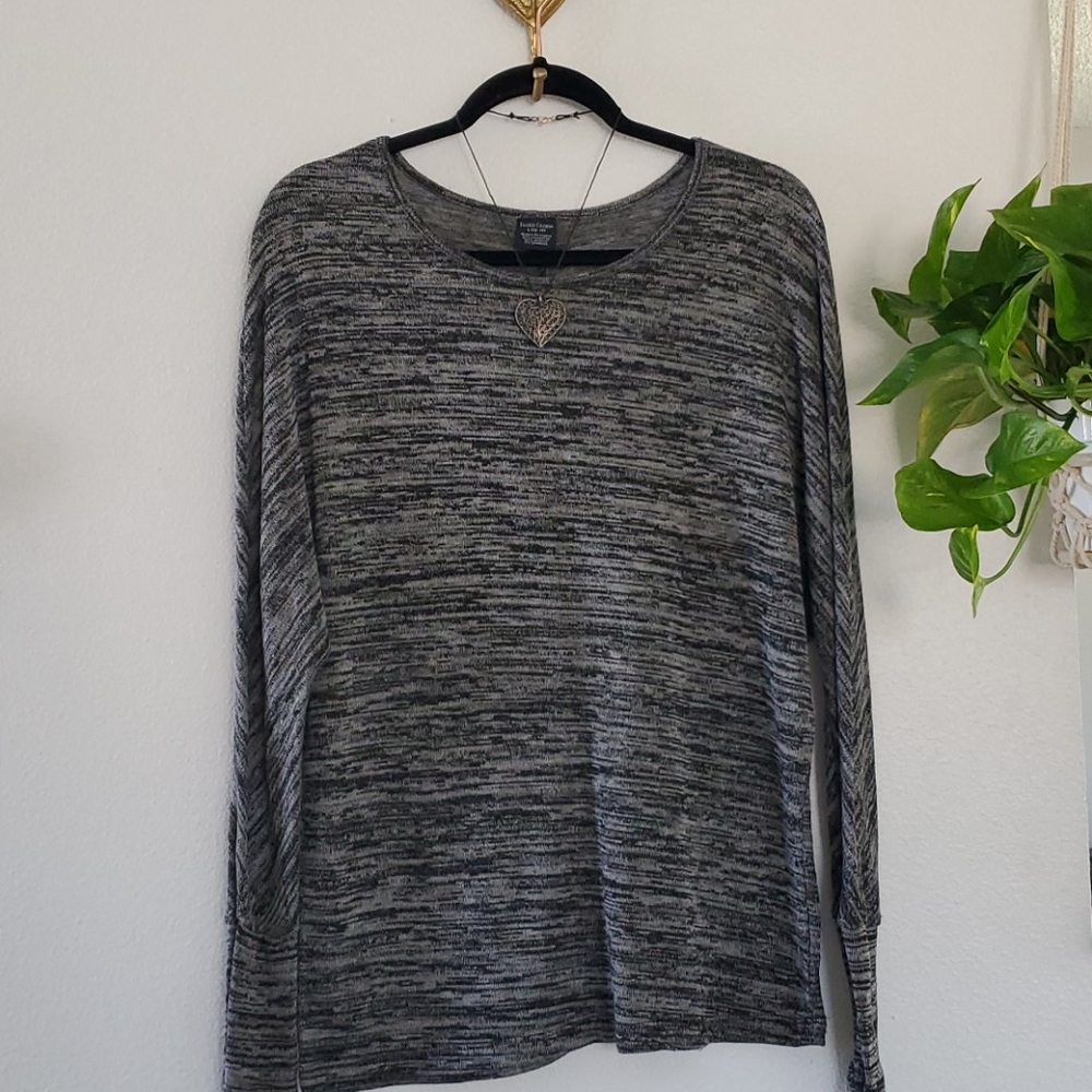 Long sleeve sweater blouse